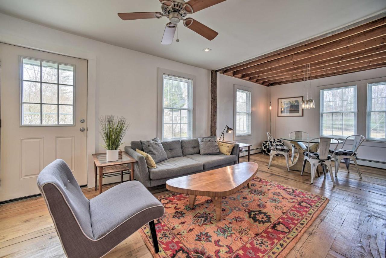 Charming Cottage With Yard - 2 Mi To Tinker St! 伍德斯托克 外观 照片