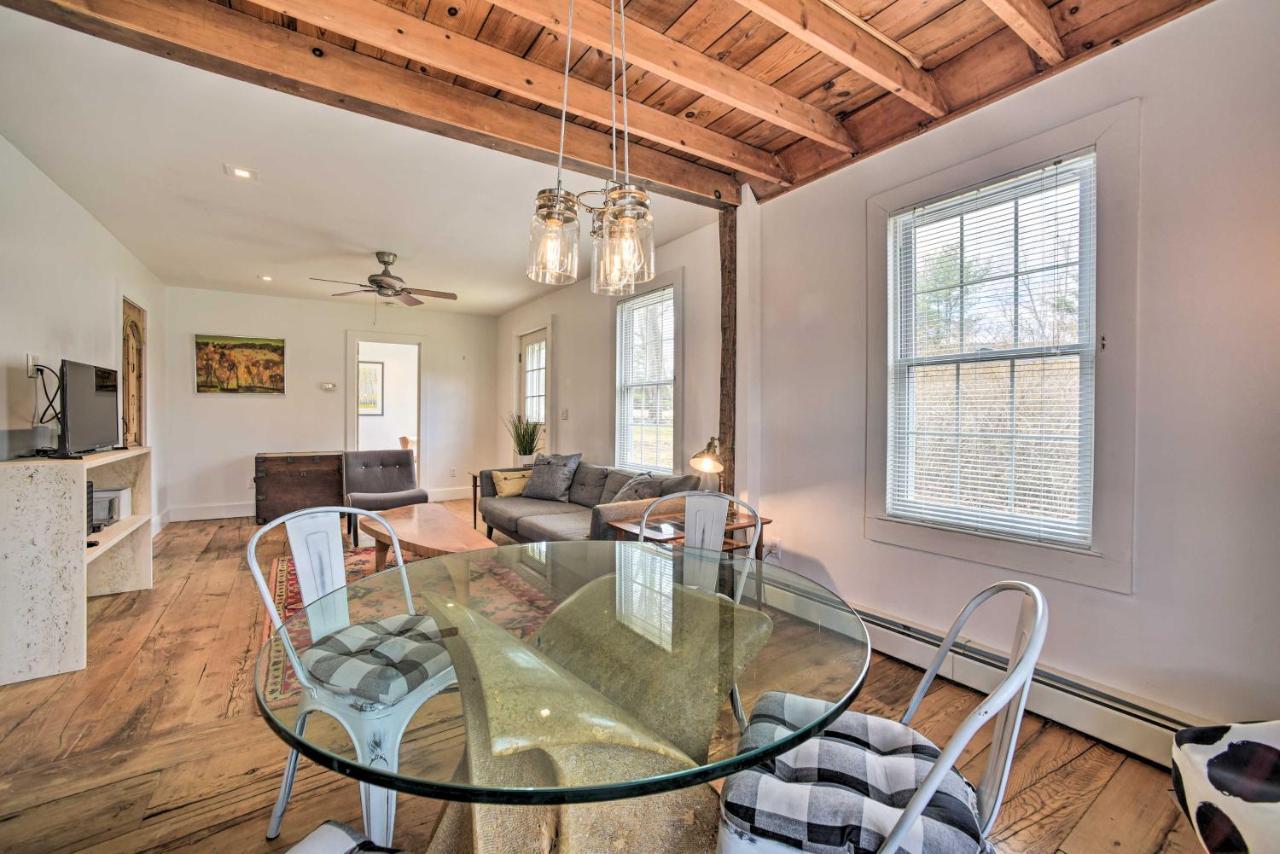 Charming Cottage With Yard - 2 Mi To Tinker St! 伍德斯托克 外观 照片
