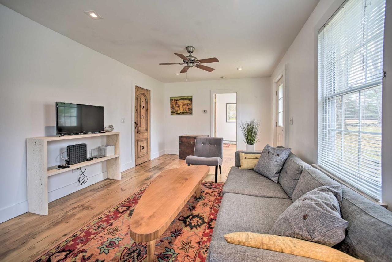 Charming Cottage With Yard - 2 Mi To Tinker St! 伍德斯托克 外观 照片
