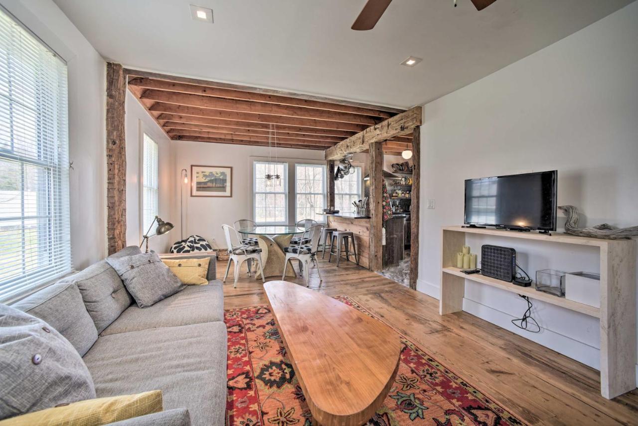 Charming Cottage With Yard - 2 Mi To Tinker St! 伍德斯托克 外观 照片