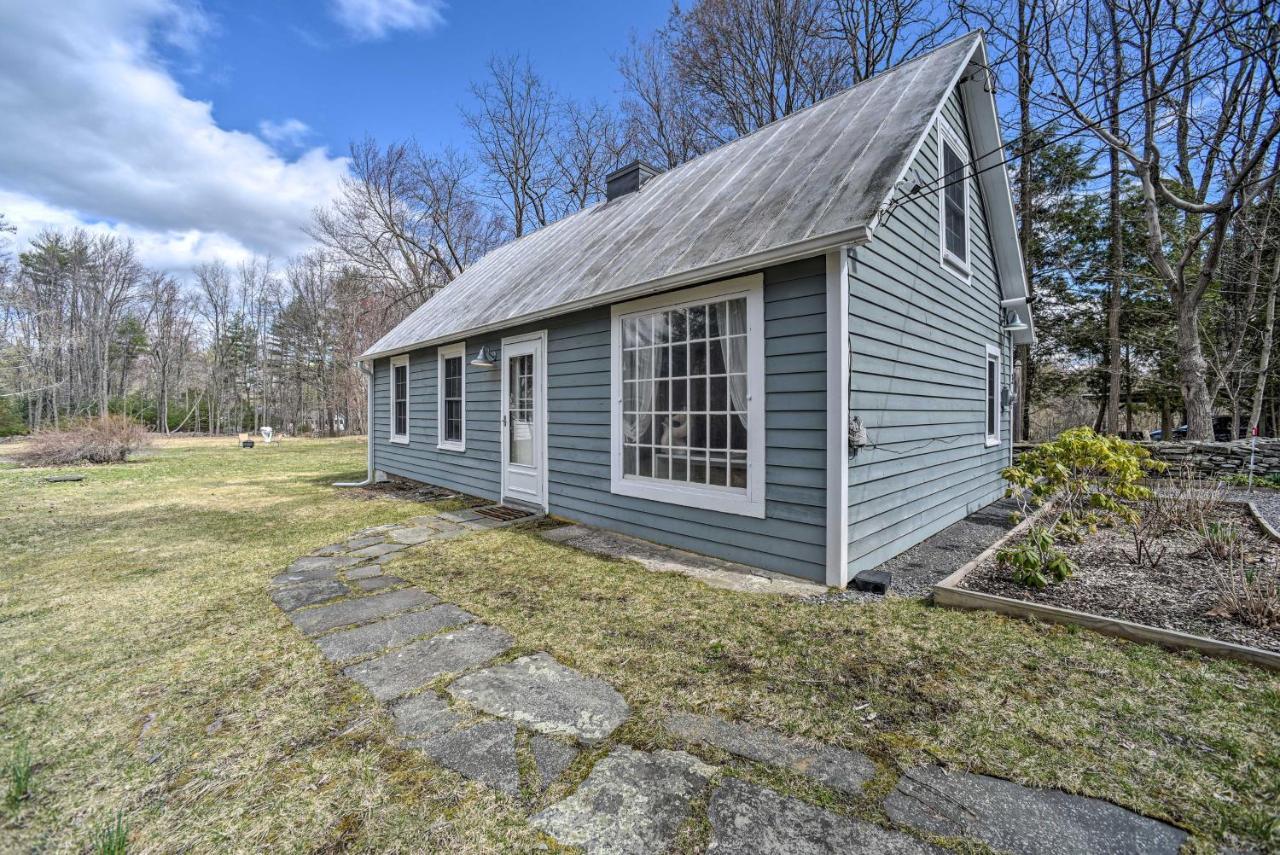 Charming Cottage With Yard - 2 Mi To Tinker St! 伍德斯托克 外观 照片