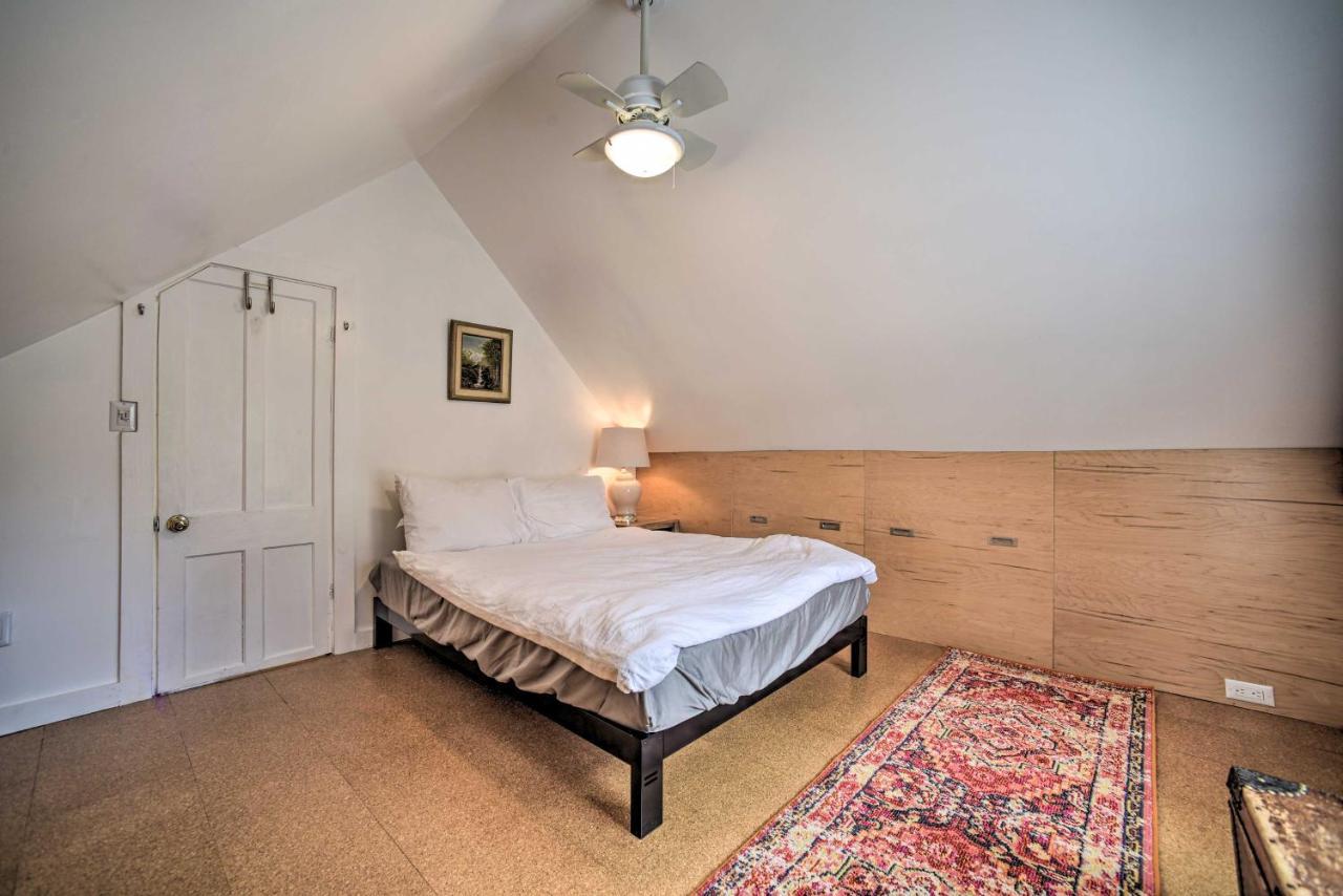 Charming Cottage With Yard - 2 Mi To Tinker St! 伍德斯托克 外观 照片