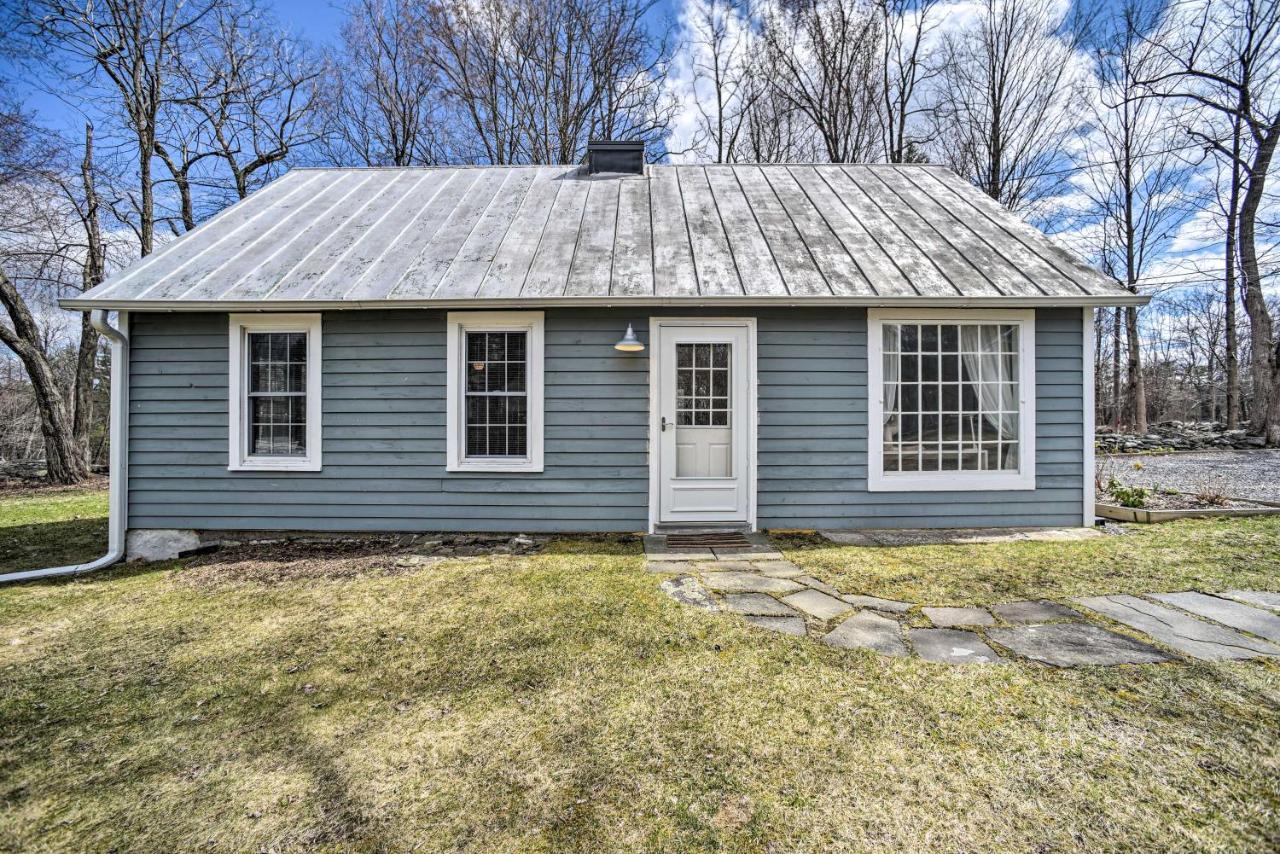 Charming Cottage With Yard - 2 Mi To Tinker St! 伍德斯托克 外观 照片