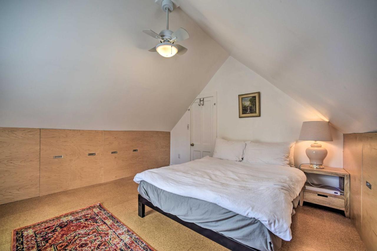 Charming Cottage With Yard - 2 Mi To Tinker St! 伍德斯托克 外观 照片
